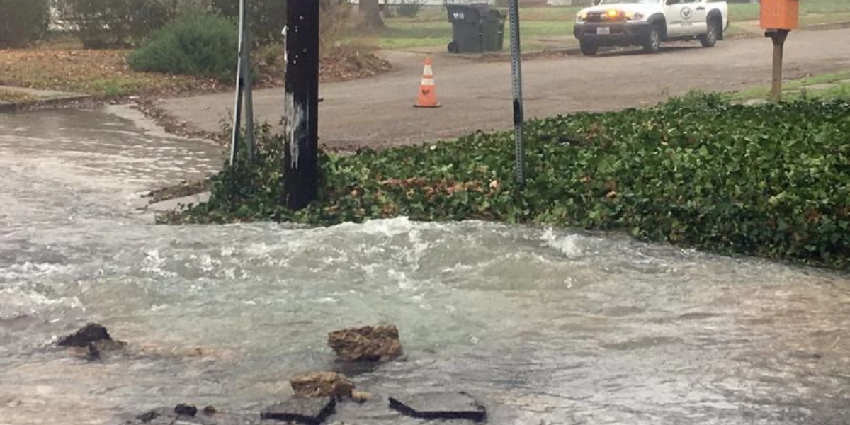 Danger Builds Overnight: Waco and Killeen Residents Warned They May Wake Up Surrounded by Floodwater