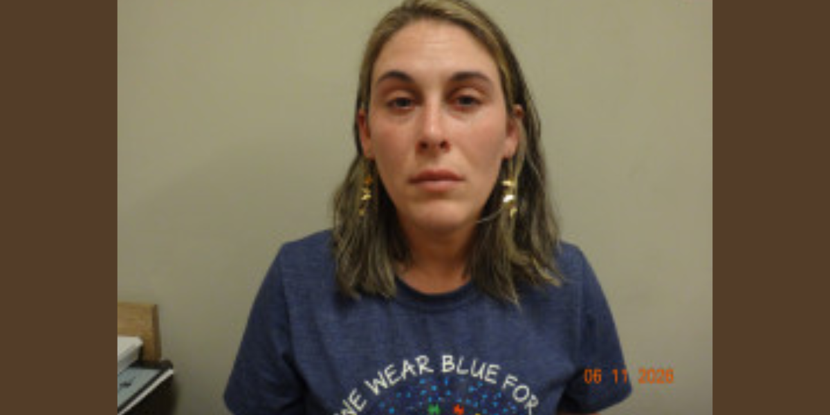 Daughter Charged After Mother Found Dying at Bottom of Staircase — What Police Discovered on the Wall Changed Everything