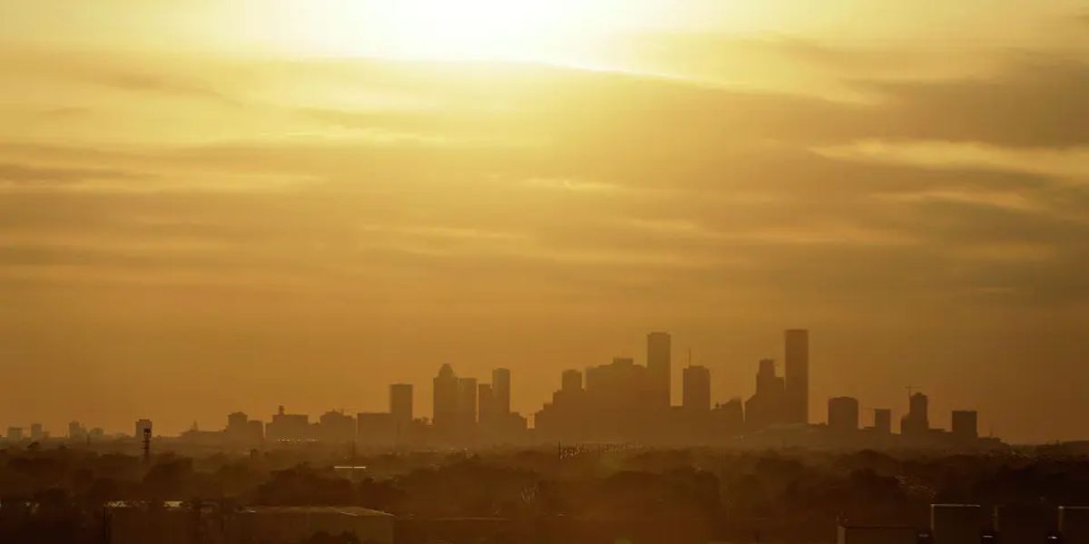 Heat Dome Closing In: Millions Across 15 States Face Life-Threatening Temperatures This Weekend — Is Your City on the List?