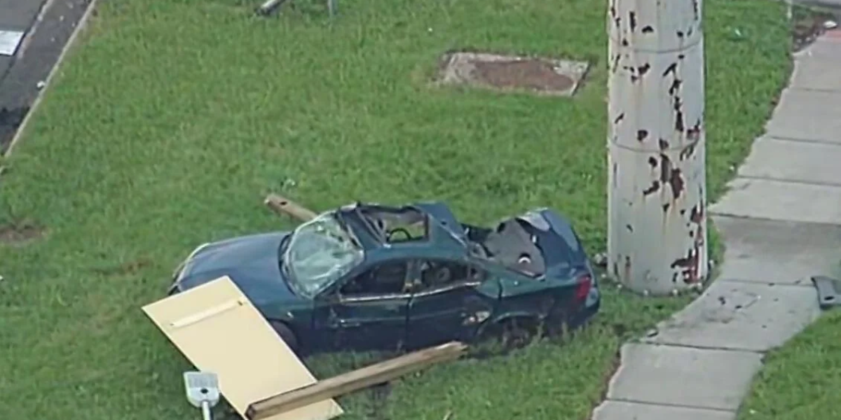 Police chase by masked teens ends in fatal crash at Warren-Detroit border, 4 in custody
