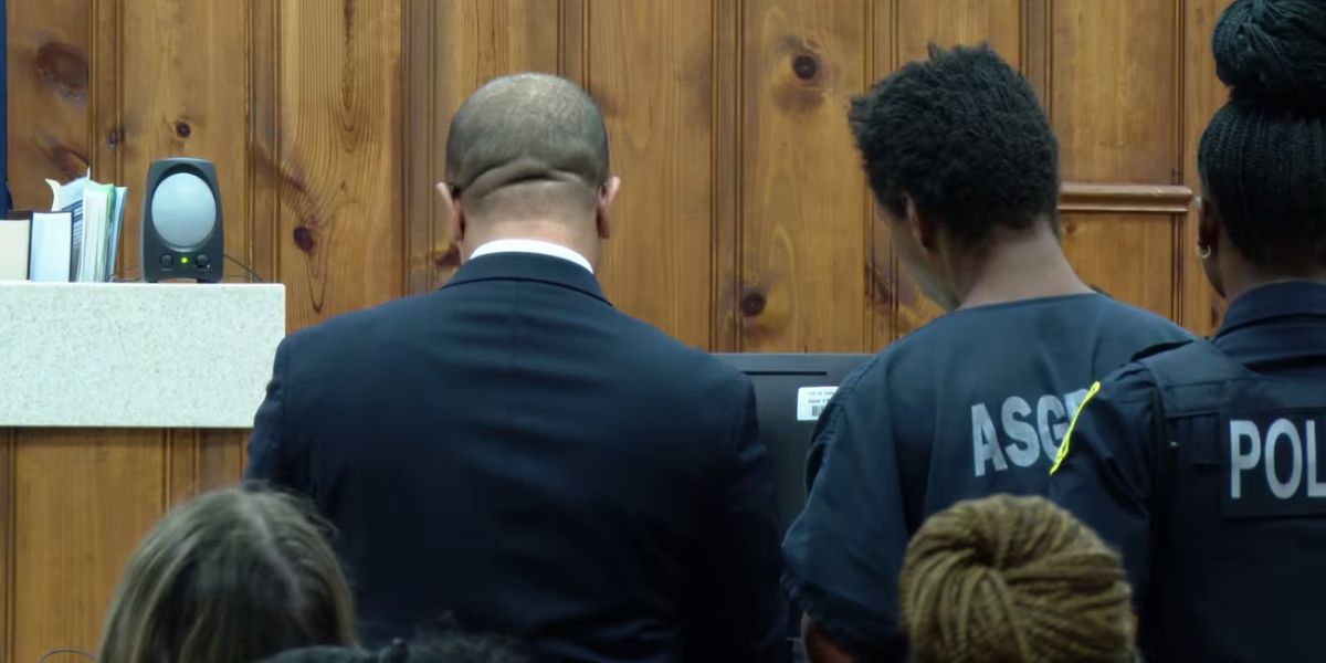 3 Young Children Left Alone for a Week Found Burned and Covered in Roaches — Parents Were Hiding Just a Mile Away
