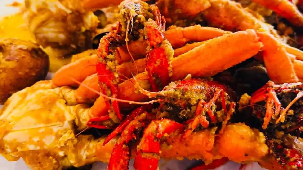 Cedar Rapids is getting a third Crab House — and the new location might surprise you
