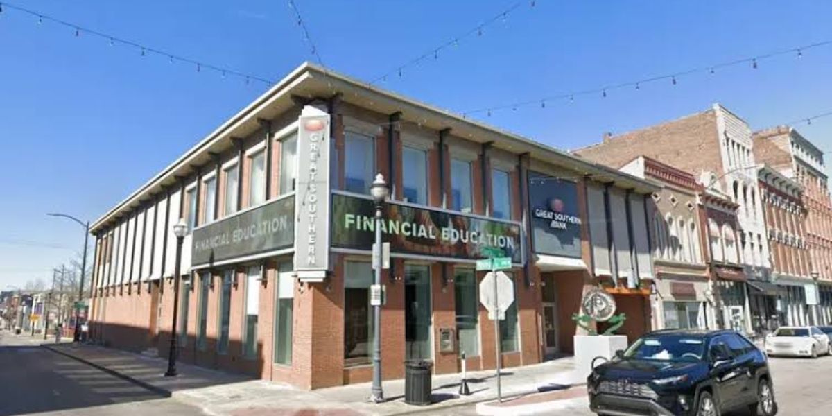 Missouri Bank Shutting Down 9 Locations, Cutting 66 Jobs, State Filing Shows